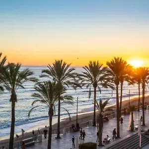 Urban Place In Close To With Garage , Marbella España