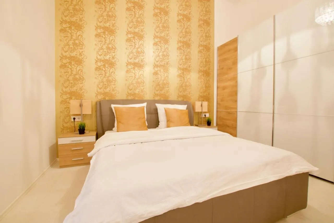 Premium Apartments By Hi5 - Elegant Suites Budapest