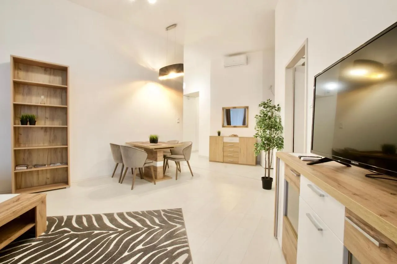 Premium Apartments By Hi5 - Elegant Suites Budapest